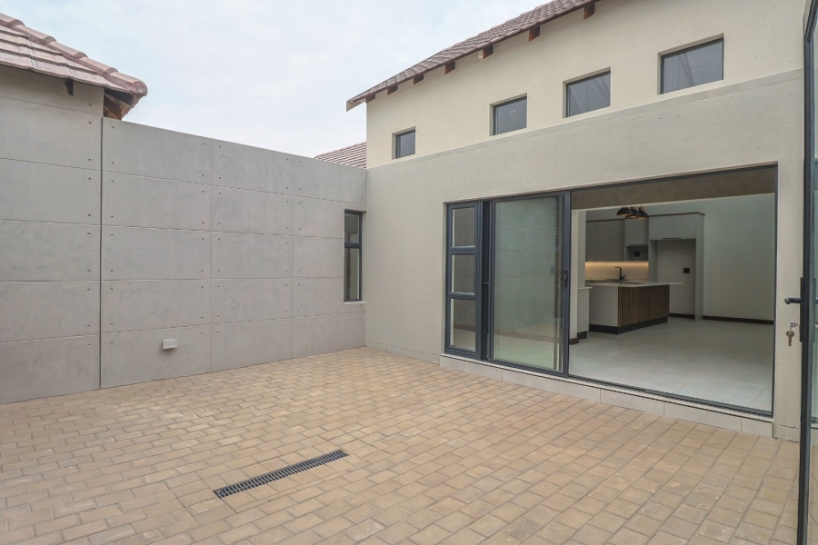4 Bedroom Property for Sale in Landsmeer Residential Estate North West